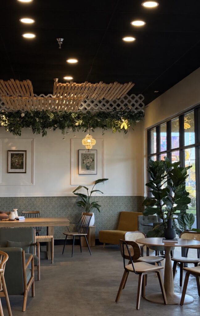 Black Phin Coffee Bar Makes a Quick Comeback with Soft Opening This Weekend — Bungalower Orlando, Oviedo Dining news