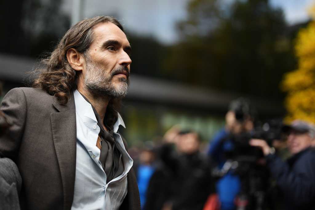 Russell Brand denies all charges as he takes the stand at his rape and sex assault trial — Oviedo Community news