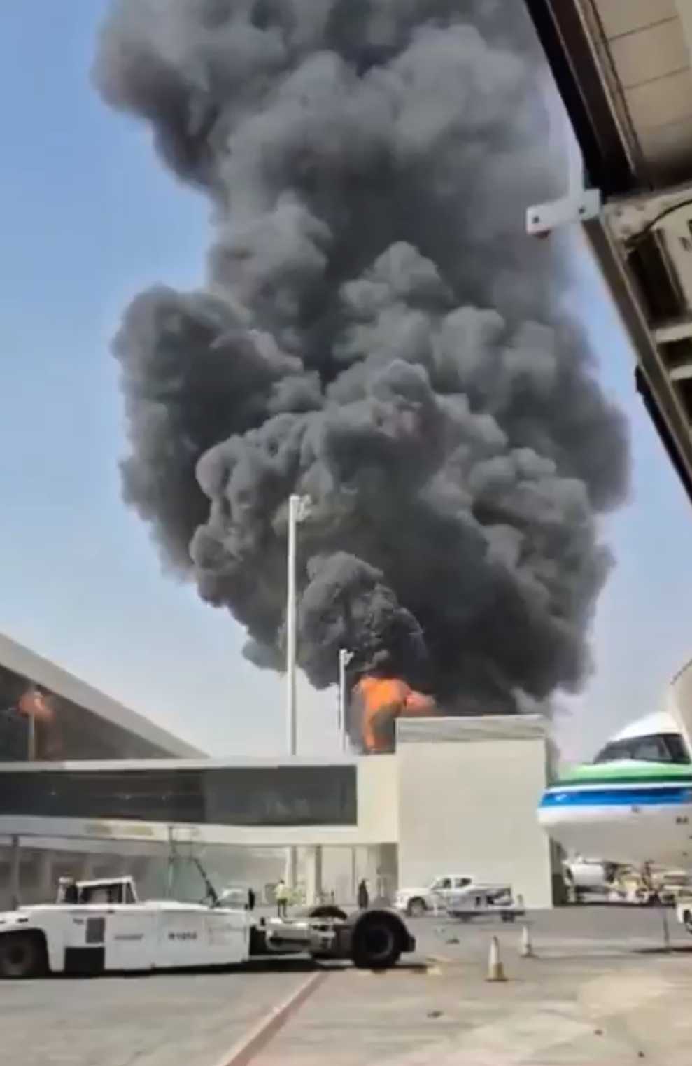 Missile strikes passenger terminal at Riyadh airport and many are wounded, official says — WESH 2 Orlando, Oviedo Community news