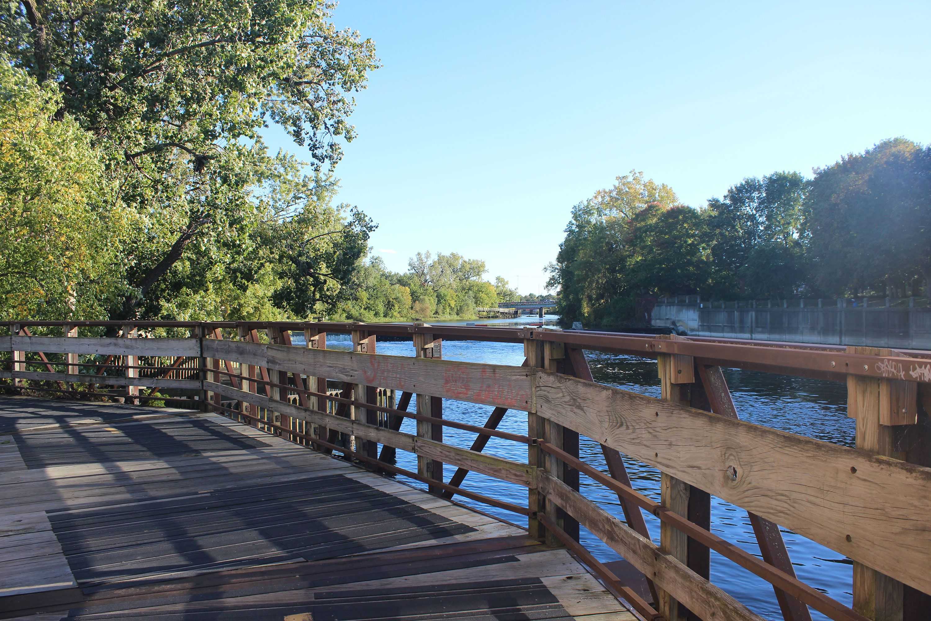 Attacks of 5 men along a Michigan trail raise questions about a possible serial killer — WESH 2 Orlando, Oviedo Community news