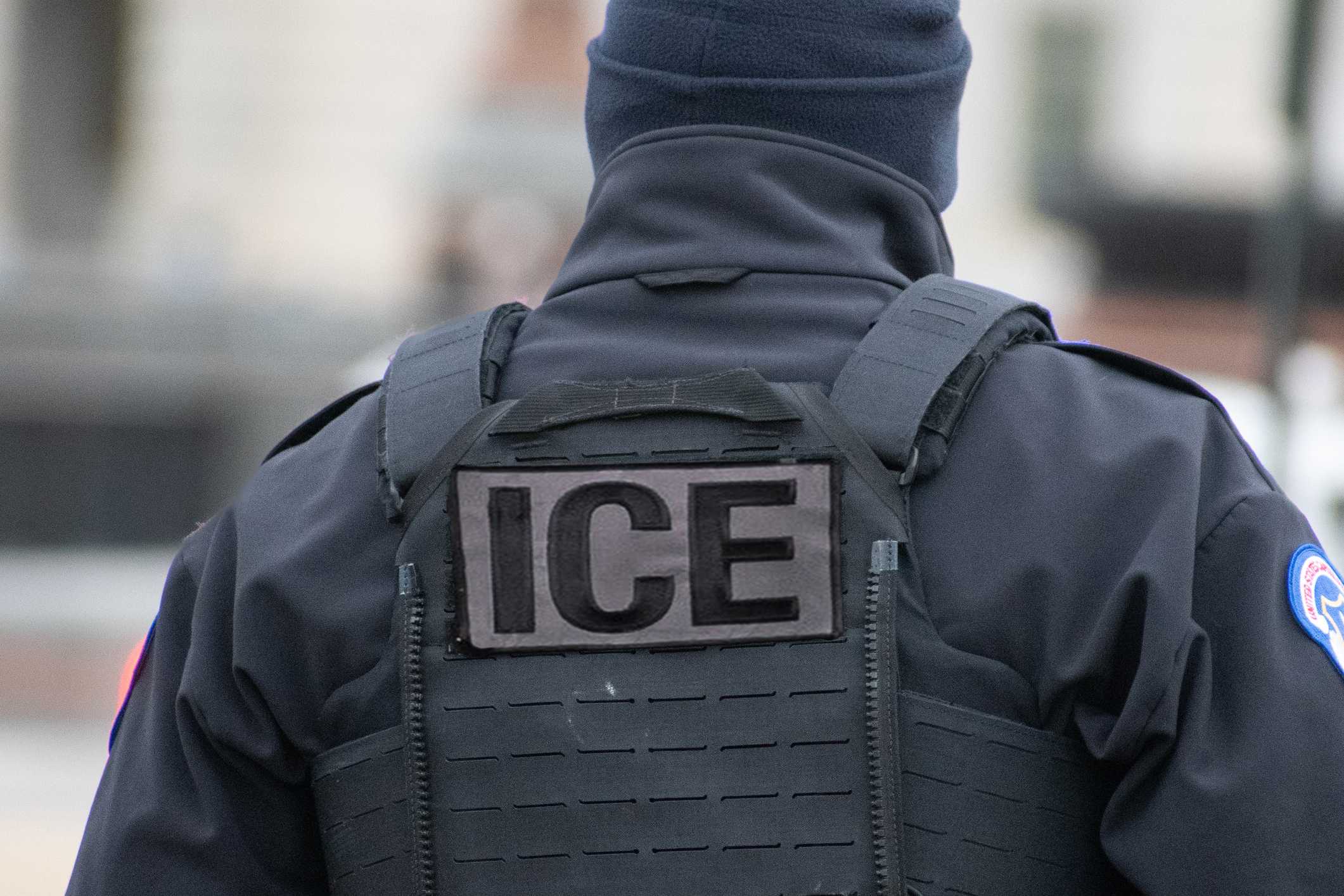 US citizen injured during California ICE incident, officials say — WESH 2 Orlando, Oviedo Community news