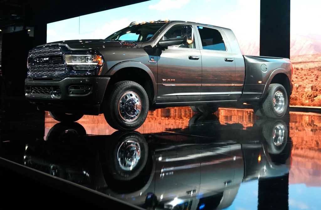 Chrysler issues massive recall for 265,000 vehicles over steering risk — WESH 2 Orlando