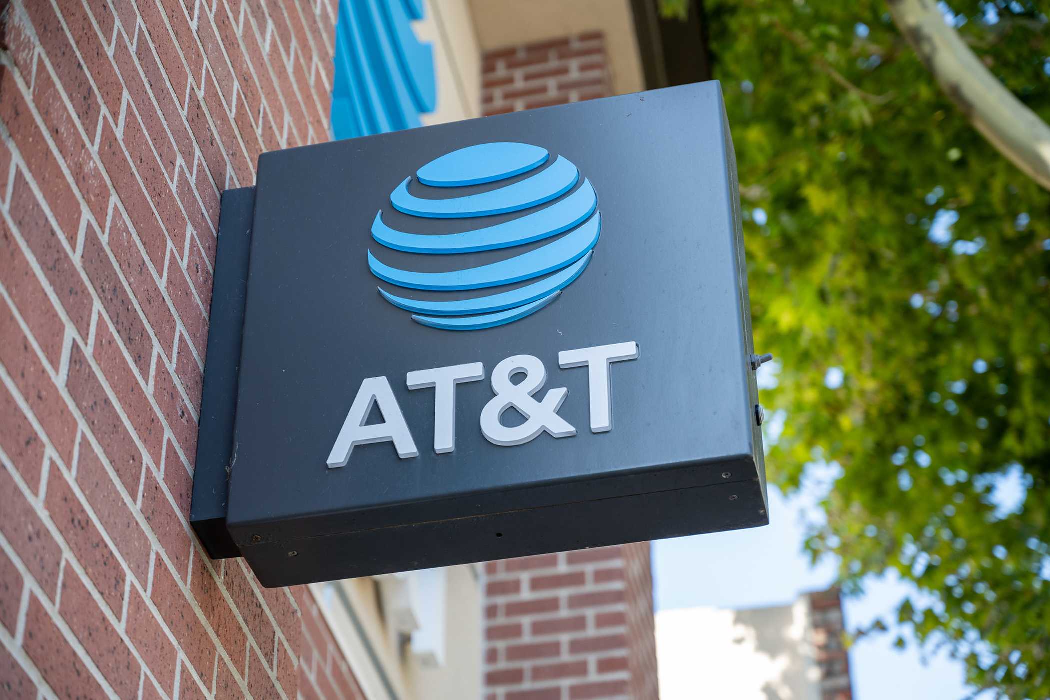 AT&T data breach settlement payments start soon. Here's what to know — Oviedo Community news